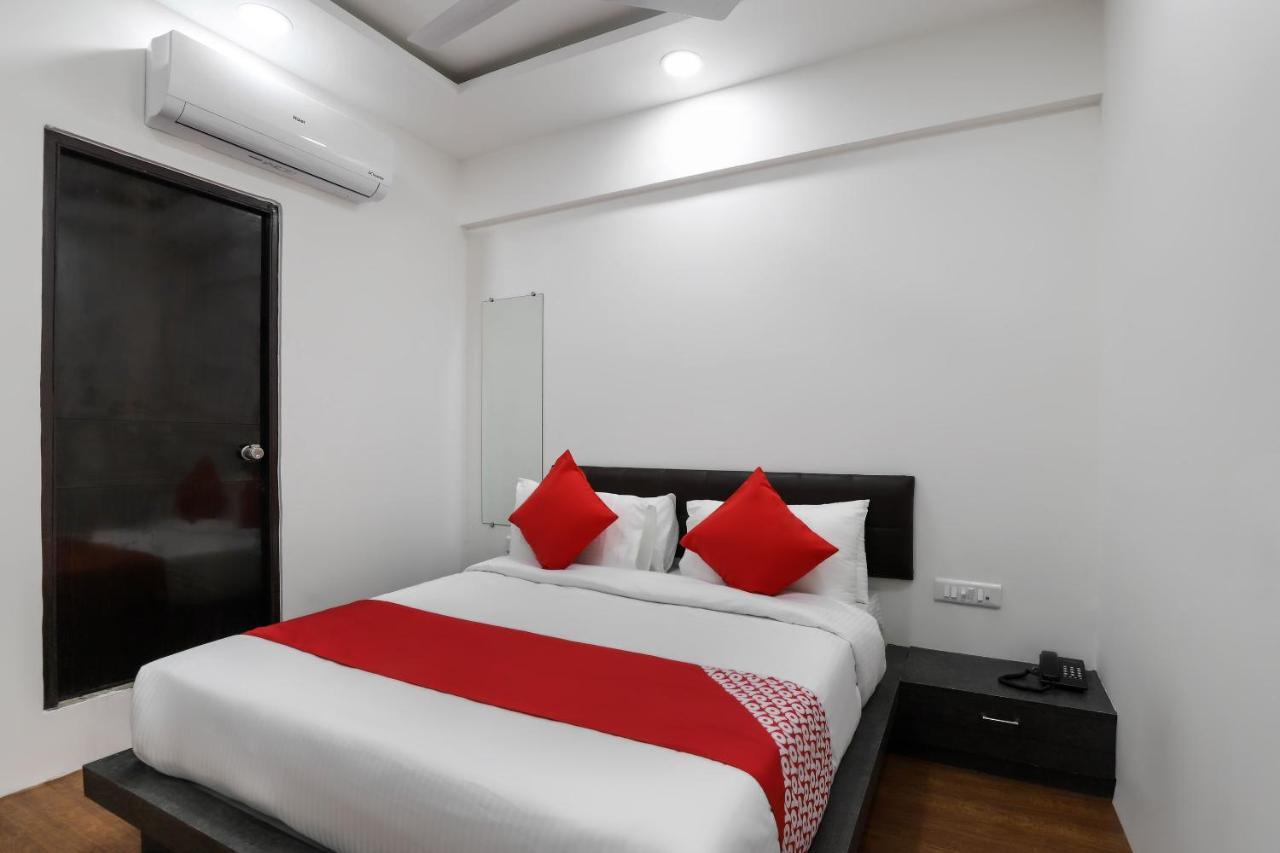 OYO 40139 Hotel Peradiot Ahmedabad Exterior foto